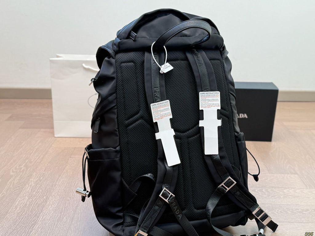 BUCKLE BACKPACK 51 IN BLACK RE-NYLON MIX CALFSKIN