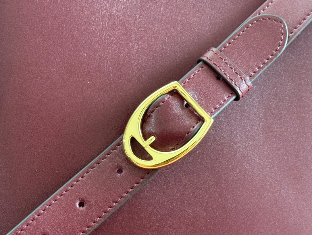 73 MEDIUM BUCKET BAG 27.5 IN ROSSO ANCORA RED SMOOTH CALFSKIN